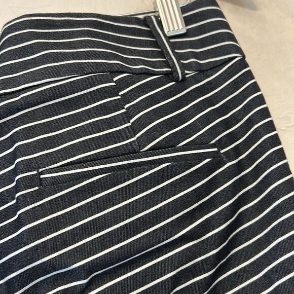 Loft black white striped ankle pants Marisa fit Size 2 EUC - Picture 6 of 9